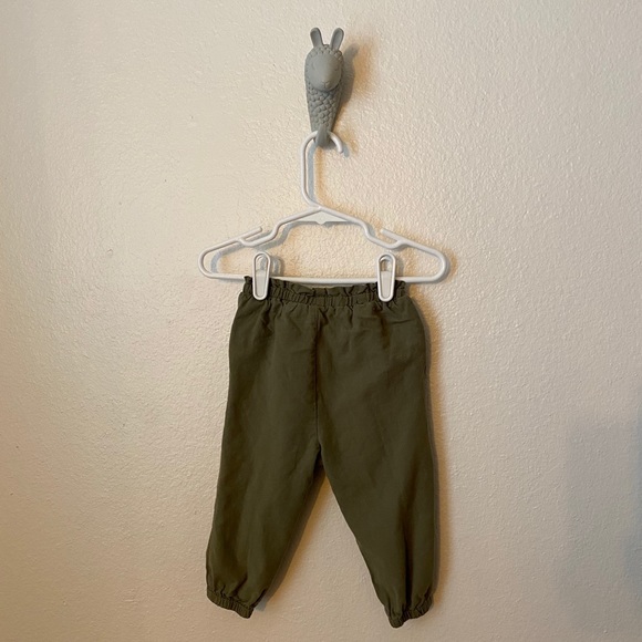 2 Pairs Of Pants Green & Pink Jogger Boyfriend Cut - Picture 4 of 8